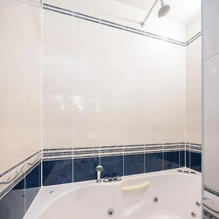 Sunny Vista